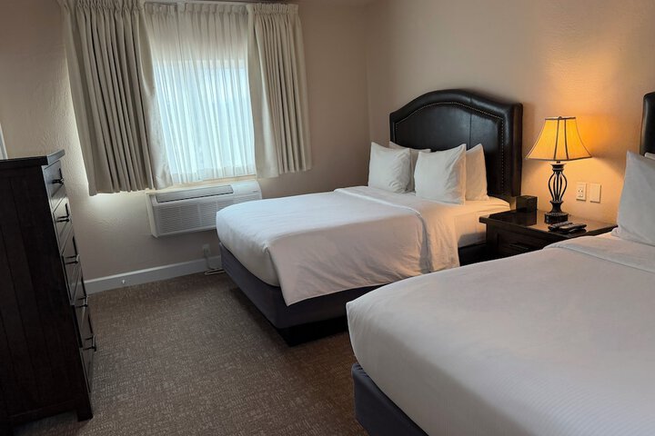 Room 27 of 149