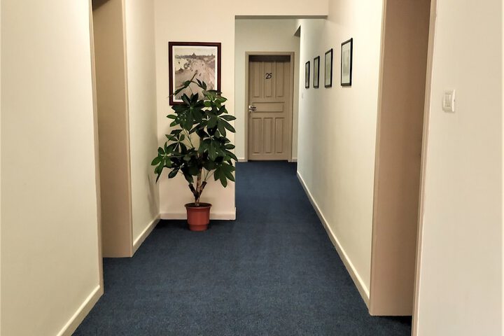 Ballroom/Hall 32 of 38