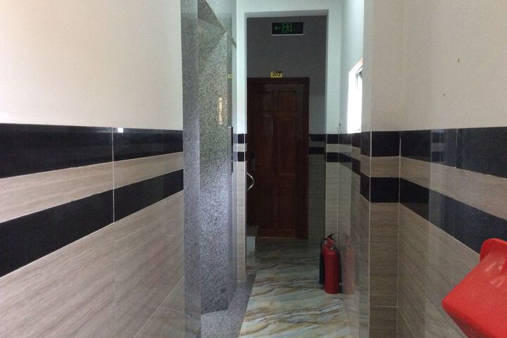 Ballroom/Hall 5 of 28
