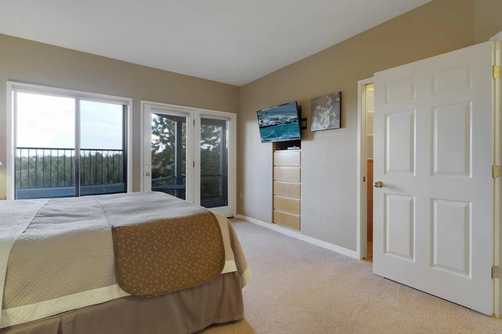 Room 3 of 19