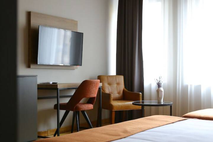Room 38 of 72