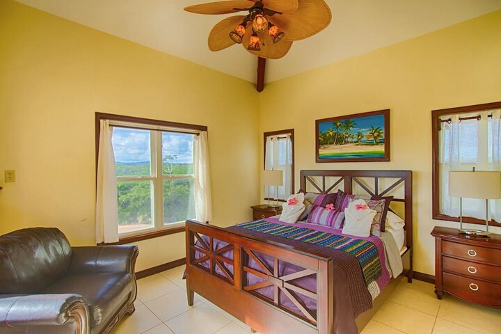 Room 42 of 328