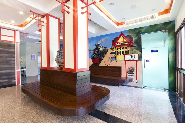 Guest Lobby