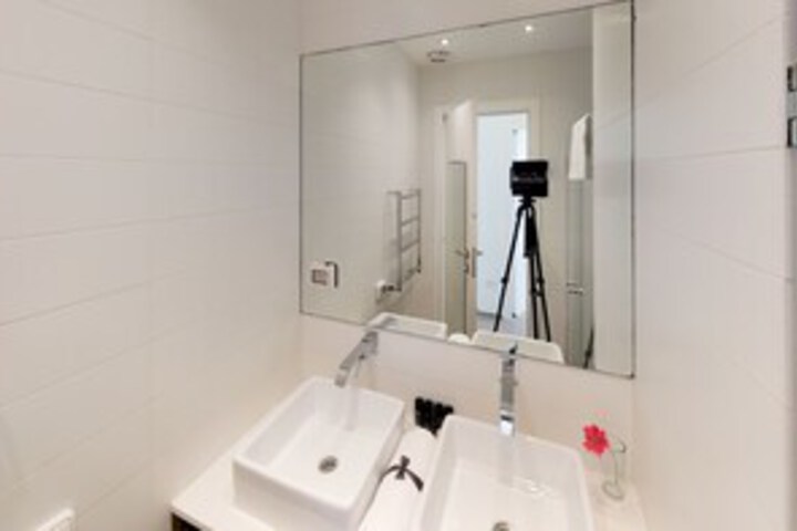 Room 7 of 29