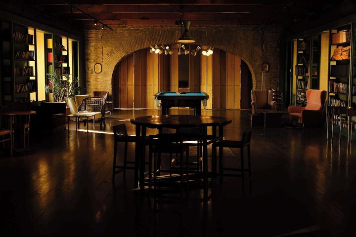 Lounge 199 of 280
