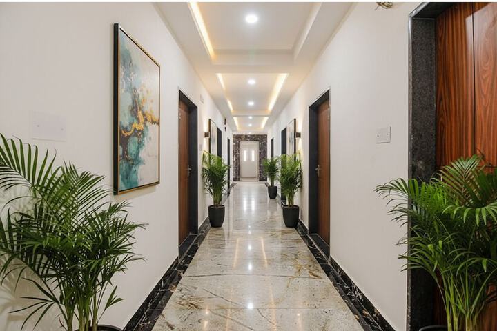 Hotel Interior 6 of 39