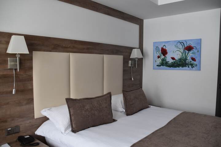 Room 8 of 56