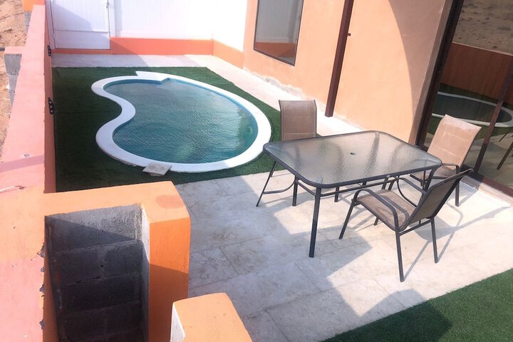 Pool 63 of 85
