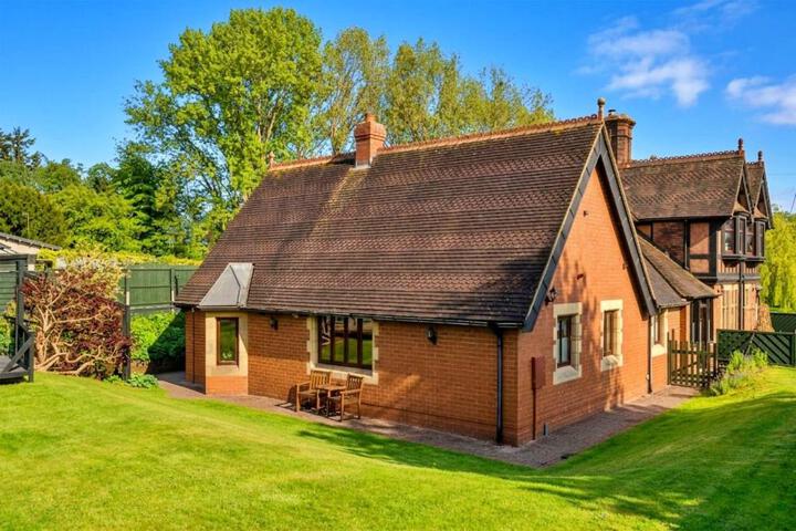Finest Retreats - The Grove Annexe