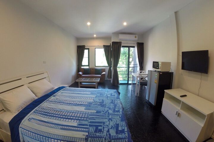 Room 12 of 54