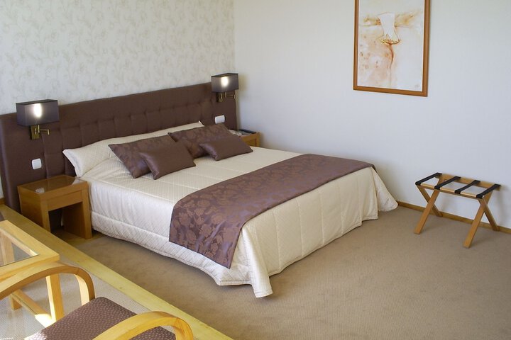 Room 6 of 39