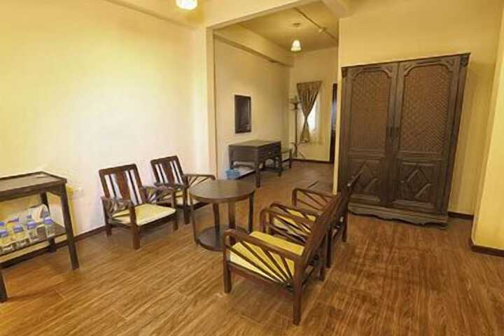 Room 10 of 26