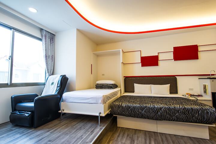 Room 19 of 51