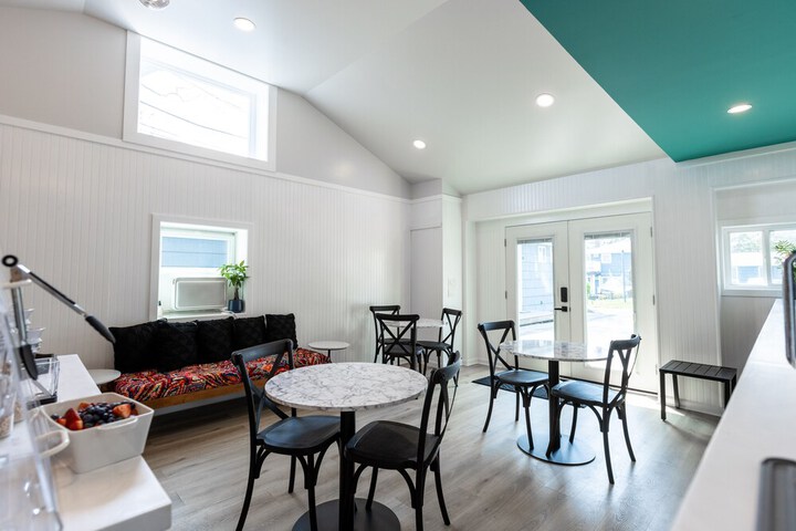 Business Center 60 of 93