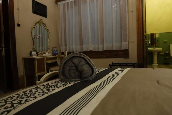 Room 16 of 43