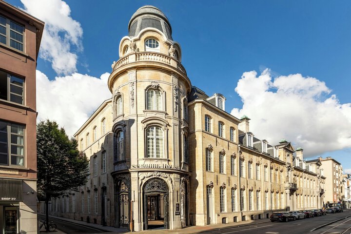 Sapphire House Antwerp Autograph Collection in Antwerp
