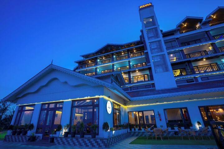 Hotel 74 of 81