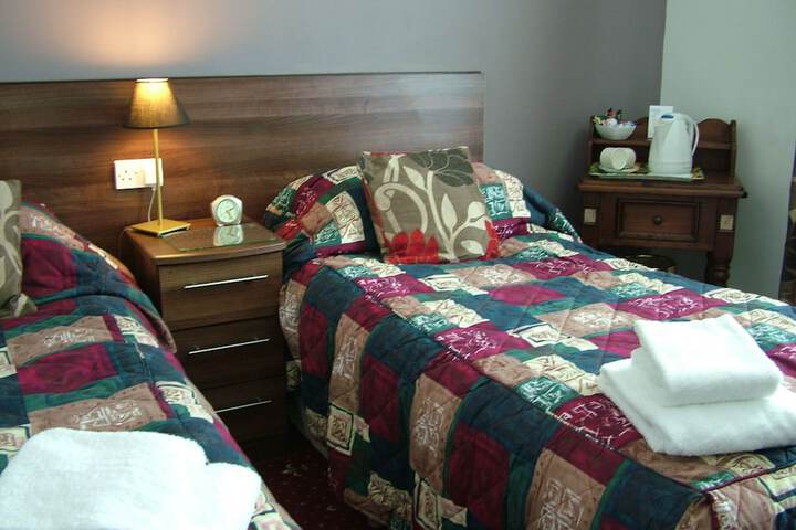 Room 2 of 15