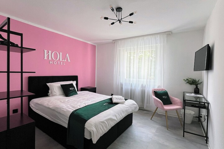 Room 13 of 14