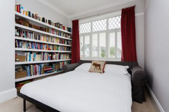 Room 15 of 30