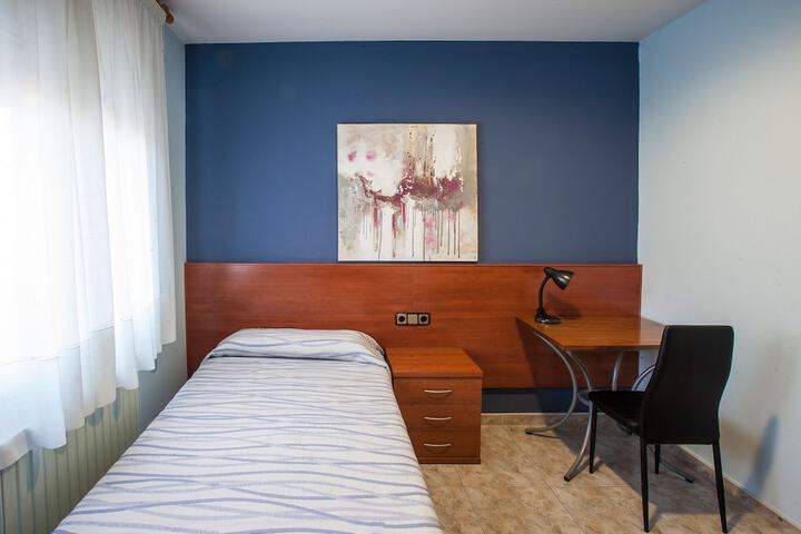Room 12 of 29