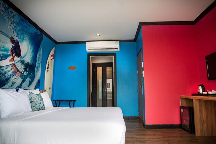 Room 10 of 81