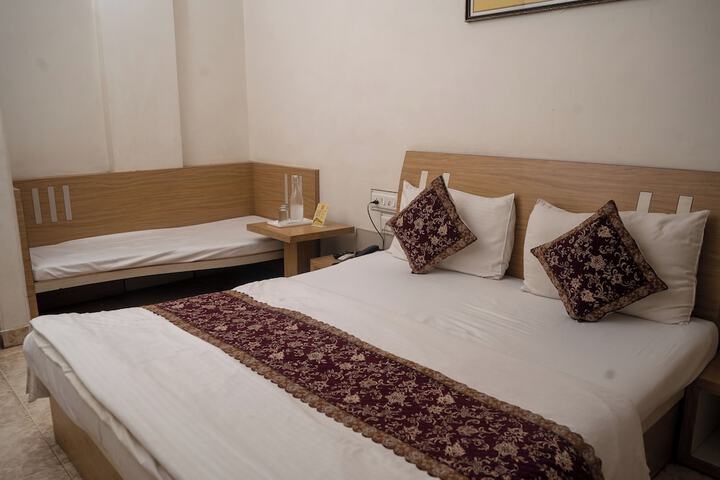 Room 70 of 159