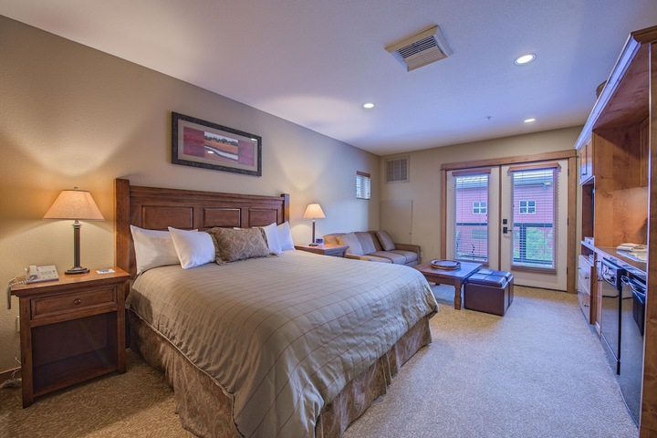 Room 6 of 34