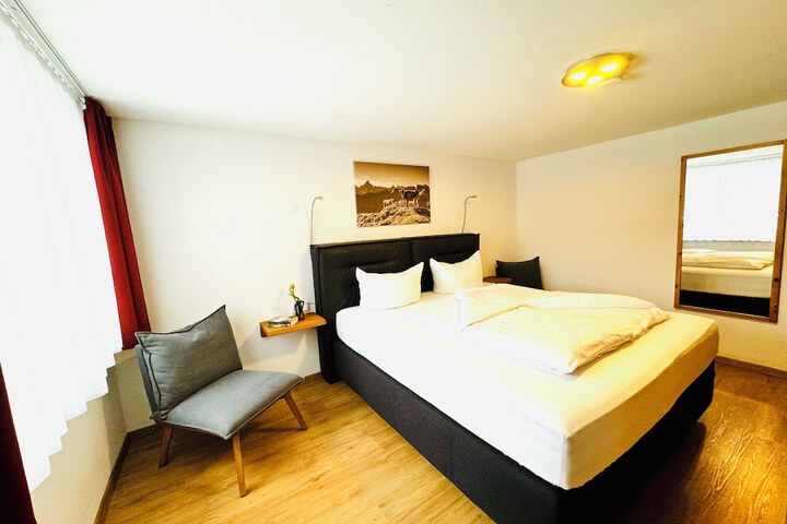 Room 18 of 42