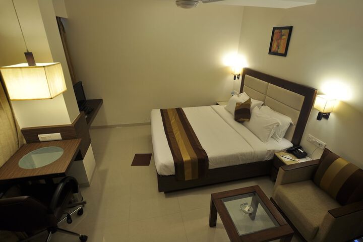 Room 22 of 43