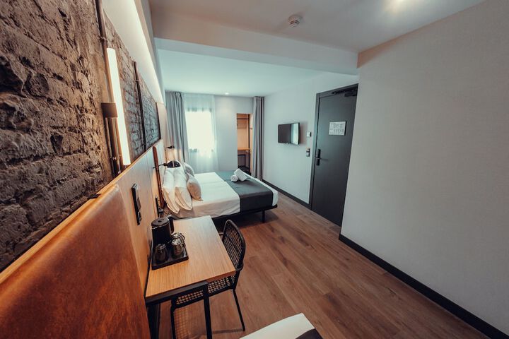 Room 41 of 110