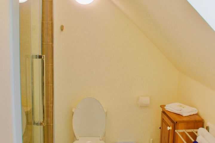 Room 43 of 82