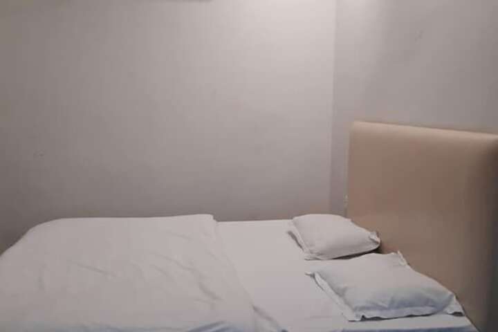 Room 19 of 31