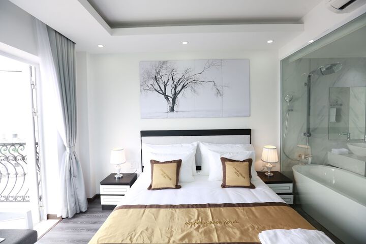 Room 15 of 79