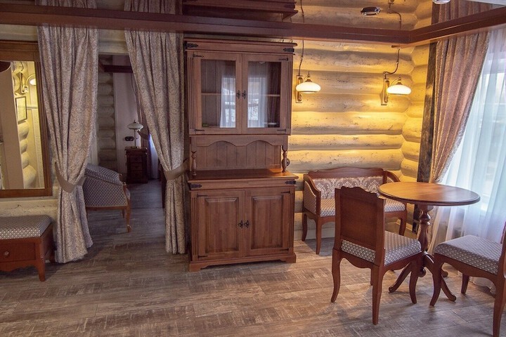 Room 40 of 42