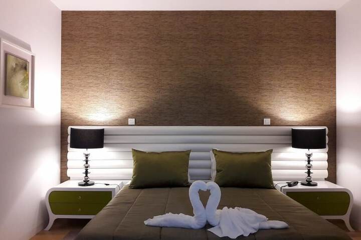 Room 10 of 73