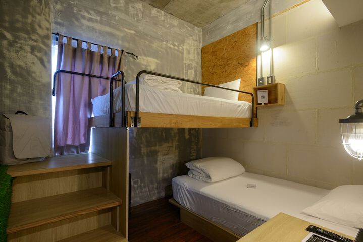 Room 14 of 81