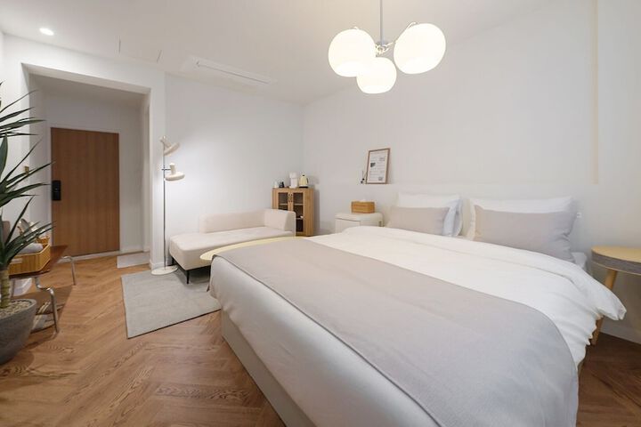 Room 16 of 41