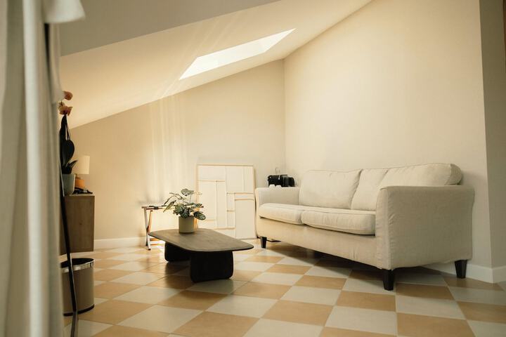 Room 25 of 67