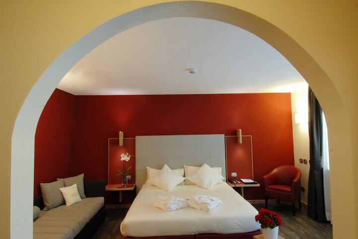 Room 13 of 70