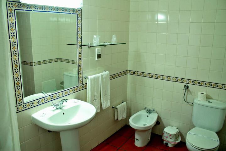 Room 8 of 31