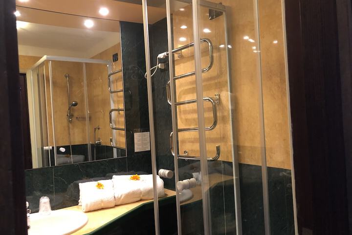 Clean Restrooms