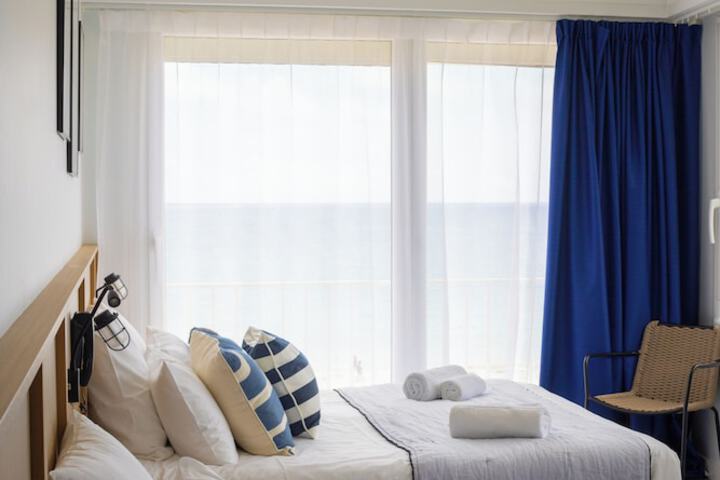 Room 21 of 51