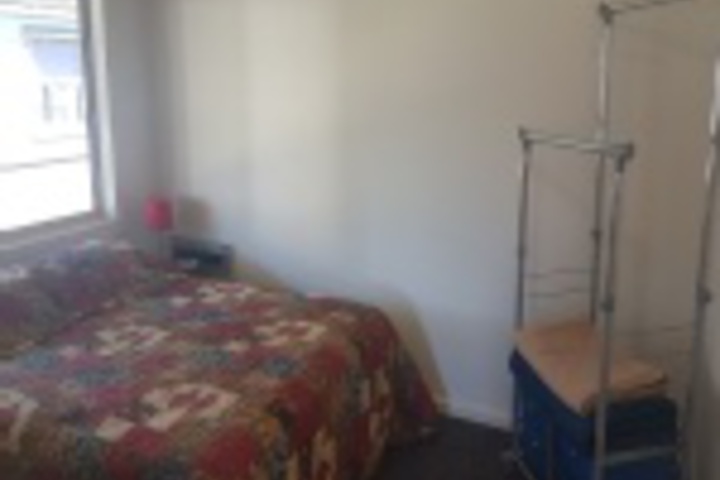 Room 373 of 792