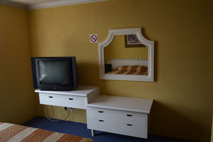 Room 7 of 21