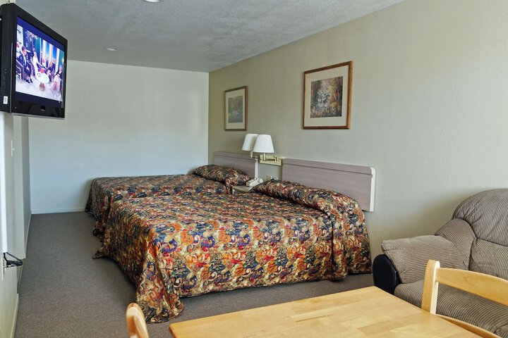Room 11 of 23