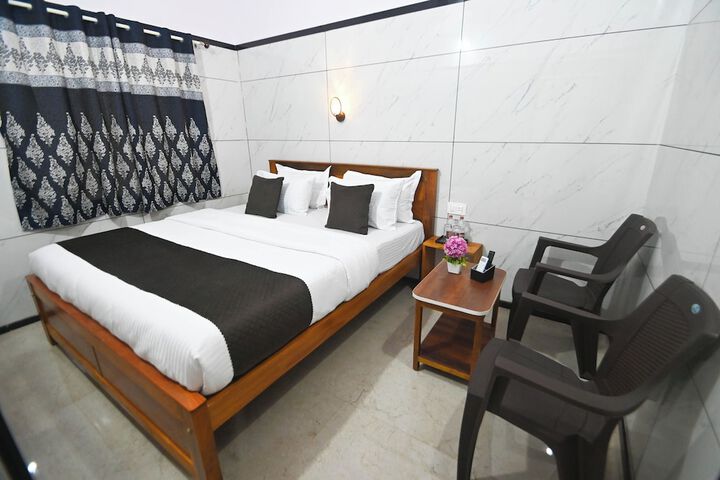 Room 10 of 51