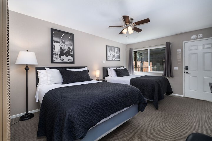 Room 21 of 68