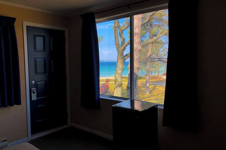 Room 13 of 54