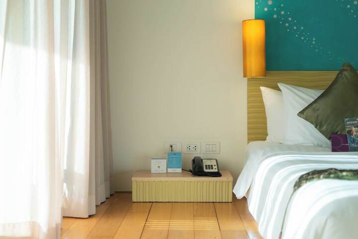 Room 29 of 150